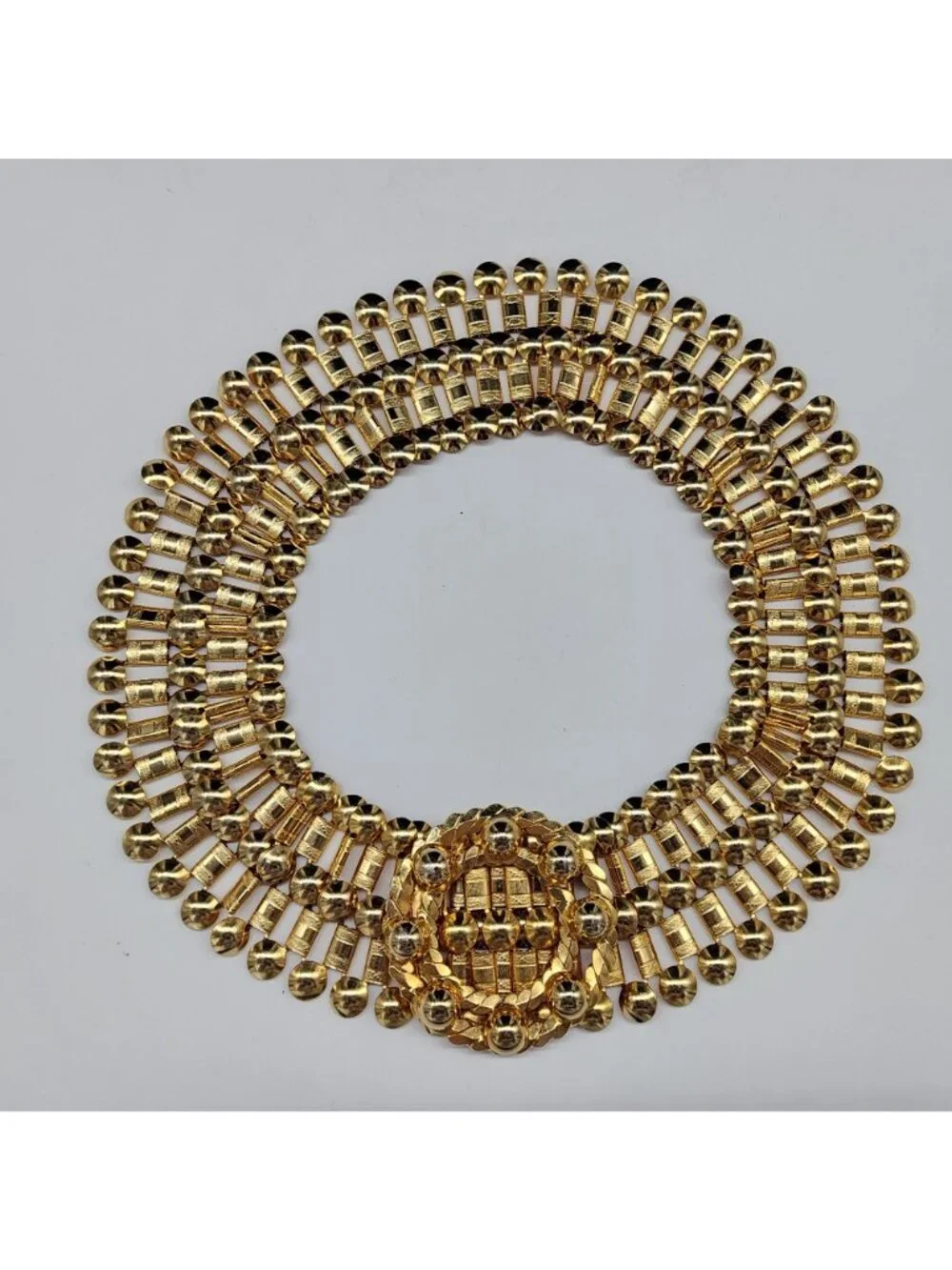 Gold Toned Metal Belt Medieval Style Statement Detail Retro Small Vintage